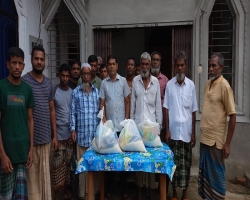 বিশ্বনাথে দেড়শতাধিক দুঃস্থদের মাঝে ঈদ উপহার বিতরণ