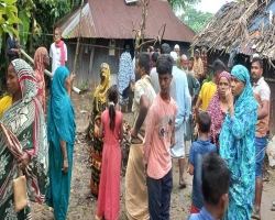 কোম্পানীগঞ্জে বসতঘরে গৃহবধূর গলাকাটা মরদেহ