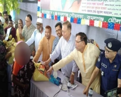 কমলগঞ্জে ভিজিএফ এর চাল বিতরণ