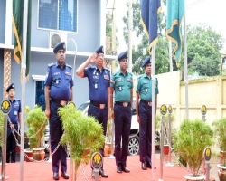সিলেটে আইজিপিকে অনার গার্ড সালাম প্রদান