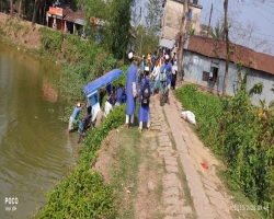 দোয়ারাবাজার পুকুরের পেটে সড়ক, জনদুর্ভোগ চরমে