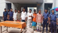 আজমিরীগঞ্জে পুলিশের অভিযানে জুয়ার সরঞ্জামসহ আ ট ক ৬
