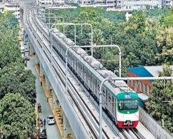 সকাল থেকে বন্ধ মেট্রোরেল 