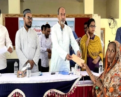 প্রধানমন্ত্রী শেখ হাসিনা প্রত্যেকটি মানুষকে স্বাবলম্বী করতে চান : এমপি আবু জাহির