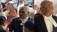 ব্যারিস্টার শাহজাহান ওমরকে সুপ্রিম কোর্টে ধাওয়া