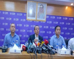 ১৬ বছর ধরে মেডিক্যালের প্রশ্ন ফাঁস