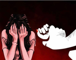 পুলিশ মামলা না নিয়ে ভিকটিমকে পাঠায় ধর্ষকের বাড়ি