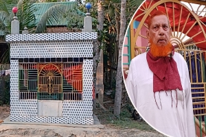 মৃত্যুর আগে নিজের মাজার বানিয়ে বসবাস করছেন দয়াল ফকির!