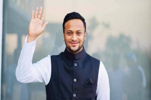 সাকিবকে গ্রে প্তা র প্রসঙ্গে যা বললেন আইন উপদেষ্টা