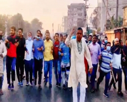 গাজীপুরে আ.লীগ-বিএনপির ধাওয়া-পাল্টা ধাওয়া, ৩টি ককটেল বিস্ফোরণ