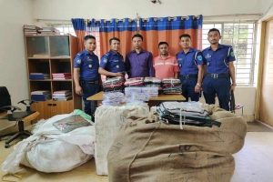 ঈদকে সামনে রেখে মাধবপুর সীমান্তে সক্রিয় হয়ে উঠেছে চোরা চালান চক্র, আটক ২