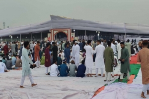 ঈদের মোনাজাতে চাওয়া হলো দ্রুত নির্বাচন