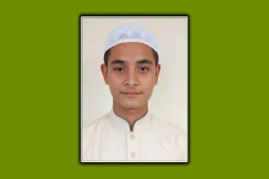 টানা ১৮ ঘণ্টায় নির্ভুলভাবে সম্পূর্ণ কোরআন শোনালো বিস্ময়বালক রায়হান