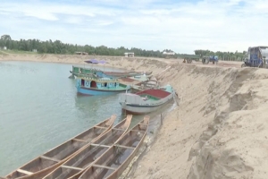 বাহুবলে ট্রাকসহ কোটি টাকার ভারতীয় জিরা জ ব্দ বাহুবলে ট্রাকসহ কোটি টাকার ভারতীয় জিরা জ ব্দ