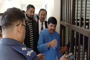 সুনামগঞ্জে আদালতে আ*ত্মসমর্পণ করলেন সাবেক পৌরমেয়র নাদের বখত
