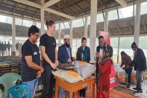 মৌলভীবাজার ৪১৯ জন চা শ্রমিকদের মধ্যে খাদ্য সামগ্রী বিতরণ