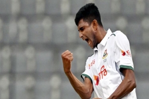 সিলেট টেস্ট : ৩ উইকেট হারিয়ে লাঞ্চে জিম্বাবুয়ে