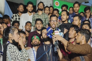 সারা দেশে রেলপথ অ ব রো ধে র ঘোষণা