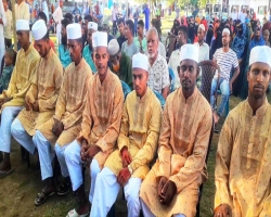 সুনামগঞ্জে একসঙ্গে অসহায় ২০ তরুণ-তরুণীর যৌতুকবিহীন বিয়ে!