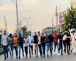 অবরোধ সমর্থনে রামপুরা-বাড্ডায় ছাত্রদলের বিক্ষোভ মিছিল