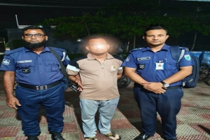 কিশোরীকে ধ*র্ষণচেষ্টার প্রধান আ*সামি ৪৮ ঘণ্টার মধ্যে গ্রে*প্তার কিশোরীকে ধ*র্ষণচেষ্টার প্রধান আ*সামি ৪৮ ঘণ্টার মধ্যে গ্রে*প্তার