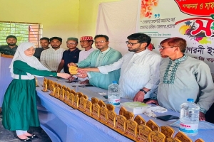 বড়লেখায় কৃতী শিক্ষার্থীদের সংবর্ধনা