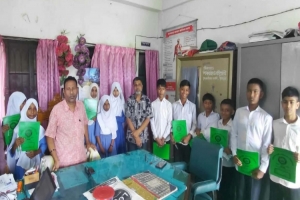 বিশ্বনাথে আলহাজ্ব মোক্তার আলী ফাউন্ডেশনের পক্ষ থেকে শিক্ষা সামগ্রী বিতরণ বিশ্বনাথে আলহাজ্ব মোক্তার আলী ফাউন্ডেশনের পক্ষ থেকে শিক্ষা সামগ্রী বিতরণ