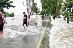 হবিগঞ্জে নদীর পানি বিপৎসীমার উপরে 