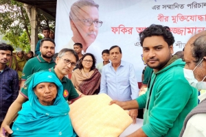 শ্রীমঙ্গলে শীতার্তদের মাঝে আড়াই হাজার কম্বল বিতরণ