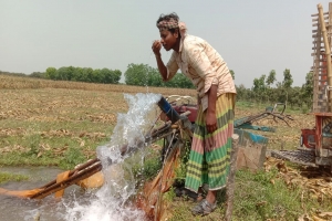 হঠাৎ তাপমাত্রা ৩৭ ডিগ্রিতে, শুরু হয়েছে মৃ*দু তা পপ্র বা হ