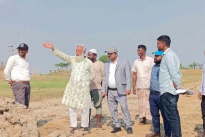 জগন্নাথপুরের হাওর রক্ষা বাঁধ পরিদর্শনে সুনামগঞ্জের জেলা প্রশাসক