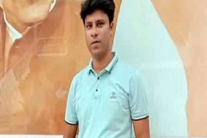 জুলাই বিপ্লব নিয়ে ফেসবুকে ক টূ ক্তি করায় পু লি শ সদস্যকে ক্লো জ ড