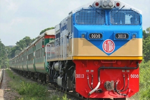 ট্রেনে কাটা পড়ে শিশুসহ নিহত ৩ 