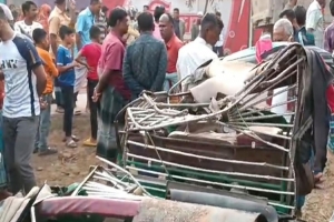 অটোরিকশা-পিকআপ সংঘর্ষে নিহত ৪
