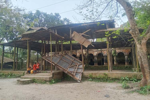 “অবহেলায় বিলুপ্তির পথে জলসুখার ঐতিহ্য, ঝুঁকিতে আড়াইশ বছরের স্থাপনা”