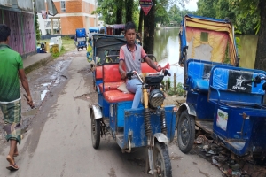 জগন্নাথপুরের বেড়েছে শিশু শ্রমিকের সংখ্যা!