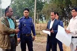 কমলগঞ্জে অ বৈ ধ ভাবে বালু উত্তোলন: দেড় লক্ষ টাকা জ রি মা না