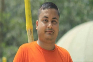 শিশু ধ র্ষ ণে অভিযুক্ত সেই ছা ত্র লী গ নেতার আ*ত্মসমর্পণ