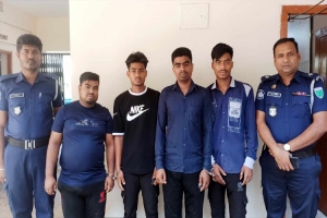 কুলাউড়ায় পুলিশের উপর হা ম লা করে আ*সামী ছিনিয়ে নেয়ার অভিযোগে গ্রে প্তা র ৪