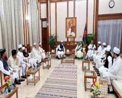 প্রধানমন্ত্রীর সঙ্গে ৯টি ইসলামী দলের নেতাদের সাক্ষাৎ