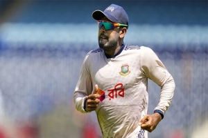 সাকিব-তামিমদের বিদায়ে তরুণদের সুযোগ দেখছেন মিরাজ