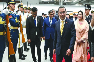 প্রধানমন্ত্রী তারেক রহমান বেইজিং পৌঁছেছেন