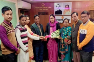 বড়লেখায় নবাগত ইউএনও'র সাথে সাংস্কৃতিক নেতৃবৃন্দের মতবিনিময়