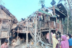 রাখাইনে মিয়ানমার জান্তার বোমা হামলায় ২৩ রোহিঙ্গা নিহত