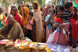 নারী উদ্যোক্তাদের অনন্য উদ্যোগ: ৫ টাকায় মিলল ঈদের প্রয়োজনীয় পণ্য