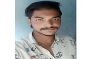 চাঁ দা র দা*বিতে ট র্চা র সেলে নি র্যা ত ন, ছাত্রদল নেতাসহ গ্রে প্তা র ৩