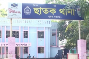 সুনামগঞ্জে দাঁড়িয়ে থাকা ট্রাকের পেছনে মোটরসাইকেলের ধাক্কা, নি হ ত ২