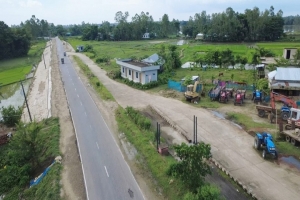 চার বছরেও চালু হয়নি ওজন পরিমাপক যন্ত্র, ঝুঁকিতে রানীগঞ্জ সেতু-সড়ক চার বছরেও চালু হয়নি ওজন পরিমাপক যন্ত্র, ঝুঁকিতে রানীগঞ্জ সেতু-সড়ক