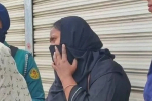 খুলনায় মহাসড়কে বাসে অ ভি যা ন, অ*স্ত্রসহ নারী আ ট ক
