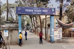 নারী কনস্টেবলকে রড দিয়ে পেটা*লেন বি এ ন পি নেতার গাড়িচালক